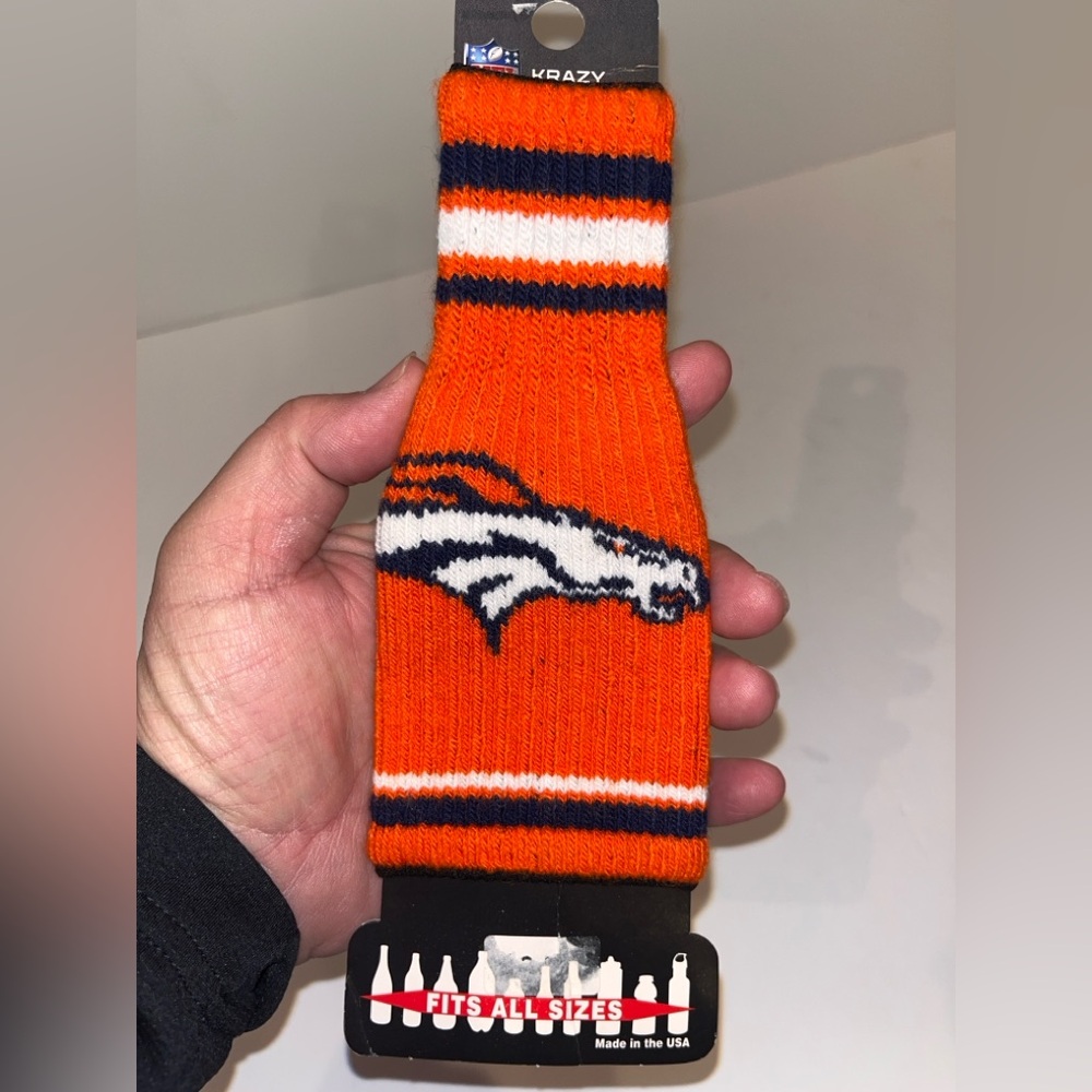 NWT Denver Broncos Koozie Krazy Kover NFL Bottle New
